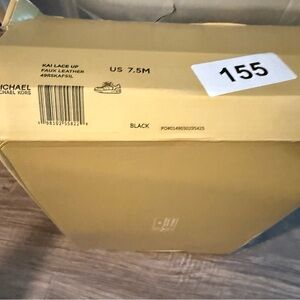 NWT Michael Kors Tan Sole Sneakers